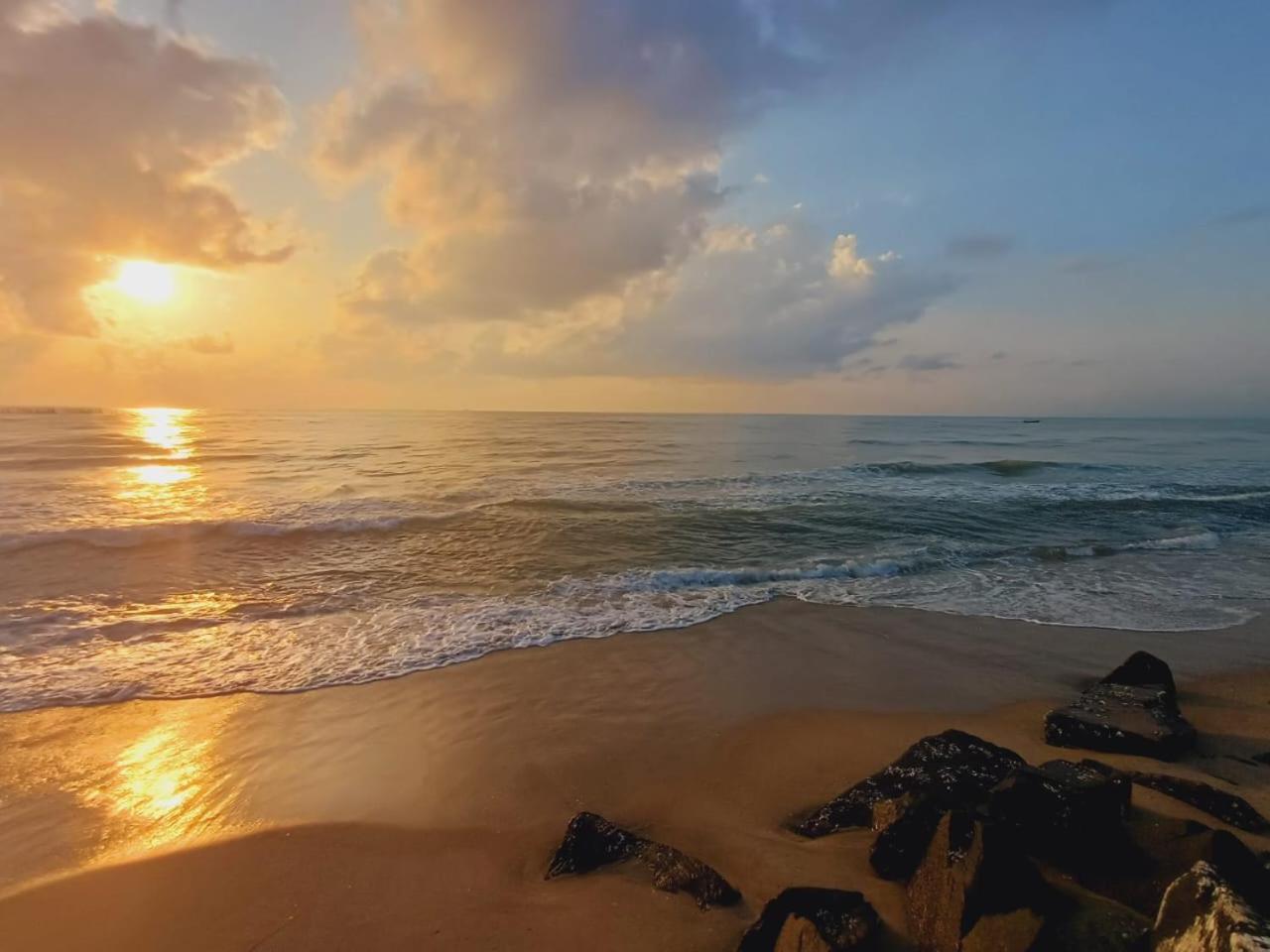 Dream Promenade Beach View Pondicherry Ngoại thất bức ảnh